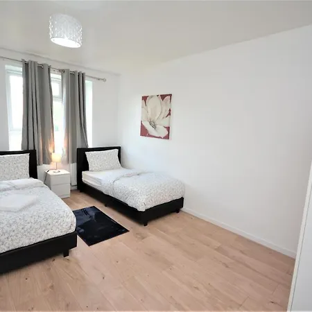 Beautiful London 2 Bedroom Flat Near Finsbury Park Exterior photo