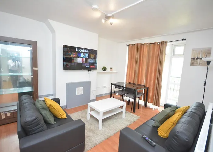Beautiful London 2 Bedroom Flat Near Finsbury Park
